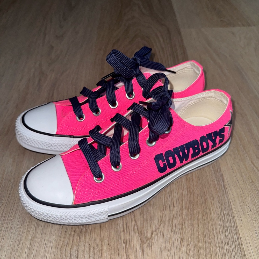 Dallas Cowboys NFL Football Pink & Blue Converse - Size 6